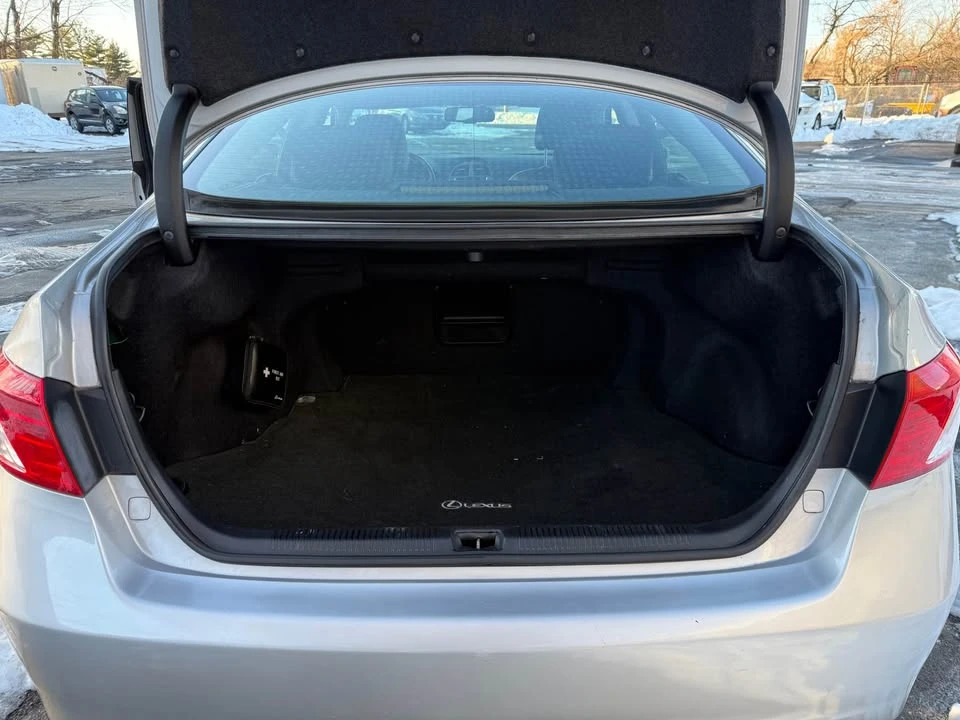 2009 Lexus ES 5th Gen - Image 16 of 18