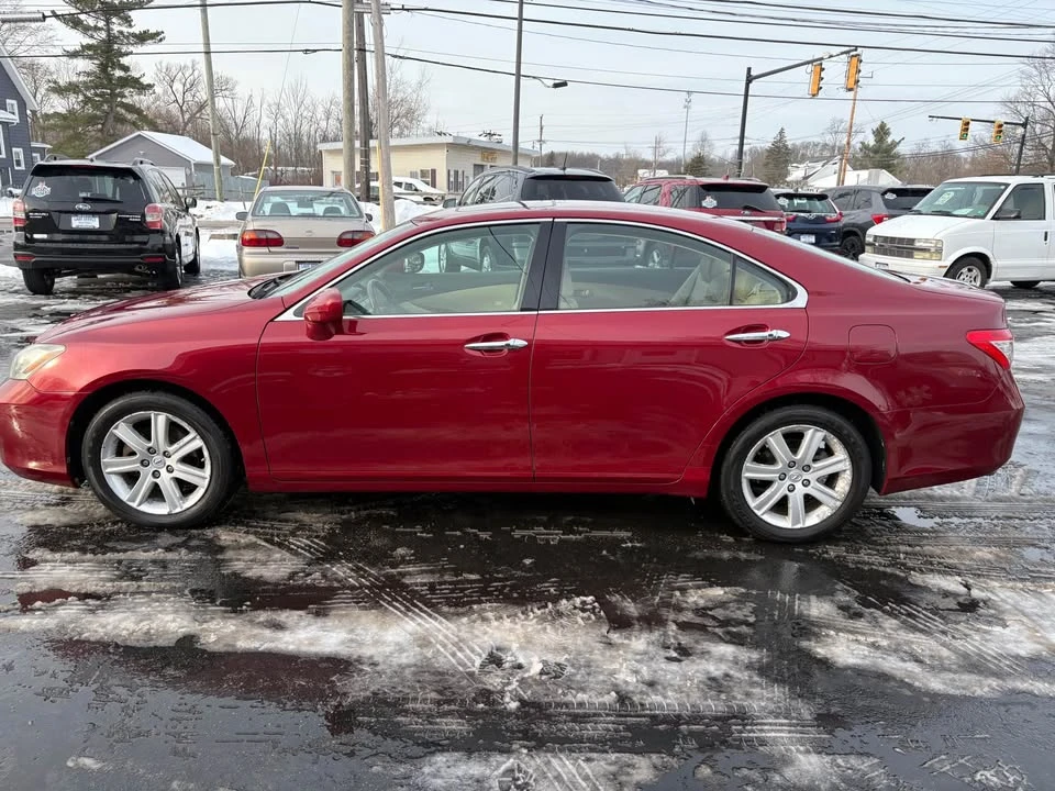 2009 Lexus ES 5th Gen - Image 3 of 11