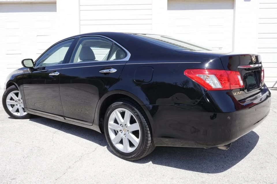 2009 Lexus ES 5th Gen - Image 4 of 13