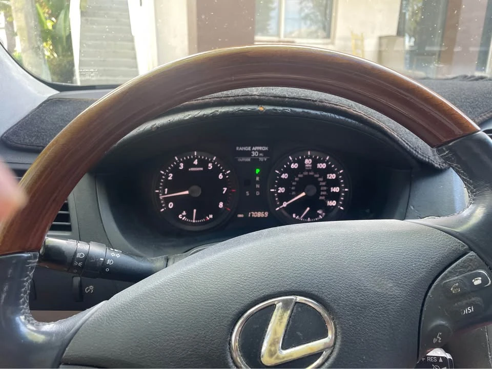 2009 Lexus ES 5th Gen - Image 4 of 8