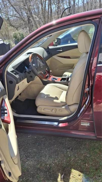 2009 Lexus ES 5th Gen - Image 3 of 6