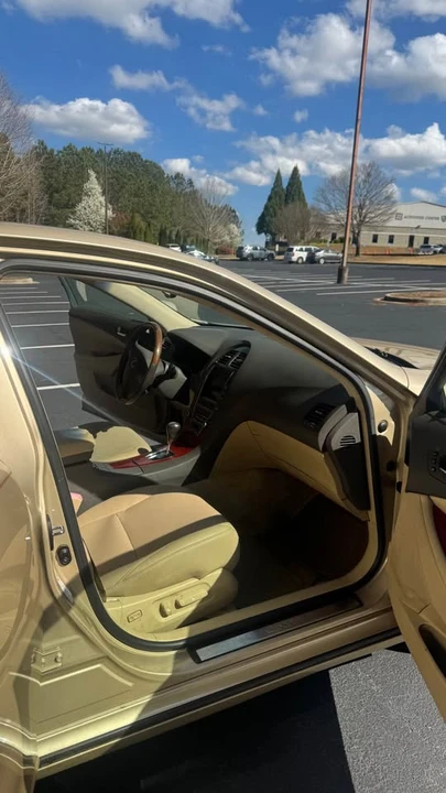 2009 Lexus ES 5th Gen - Image 12 of 20