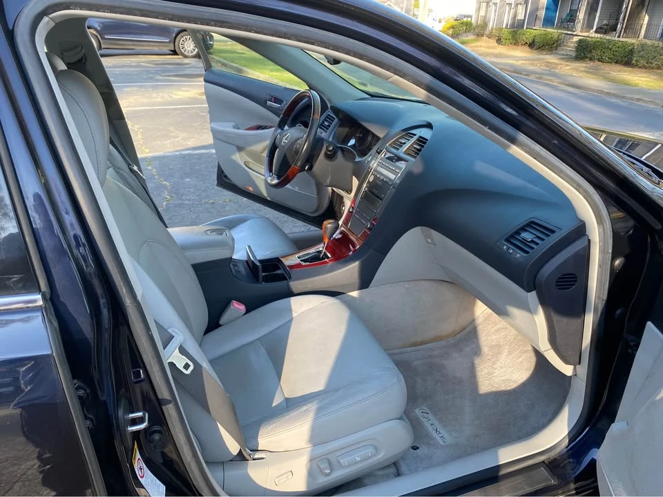 2009 Lexus ES 5th Gen - Image 10 of 12