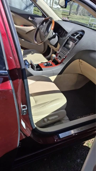 2009 Lexus ES 5th Gen - Image 5 of 6