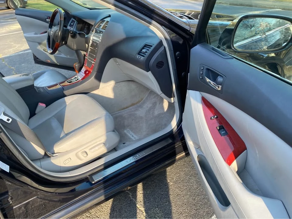 2009 Lexus ES 5th Gen - Image 12 of 12