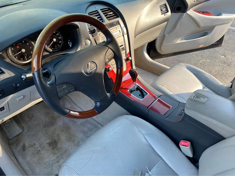 2009 Lexus ES 5th Gen - Image 8 of 12