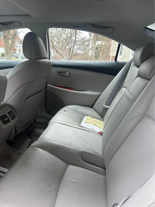 2009 Lexus ES 5th Gen - Image 10 of 10