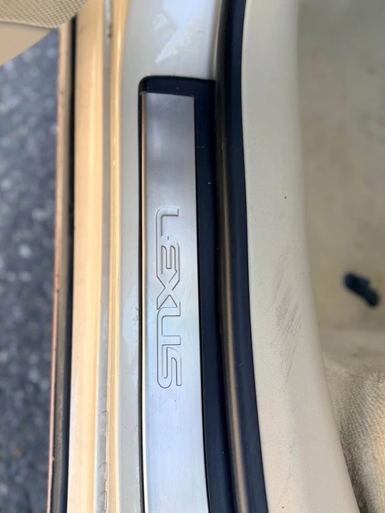 2009 Lexus ES 5th Gen - Image 12 of 13