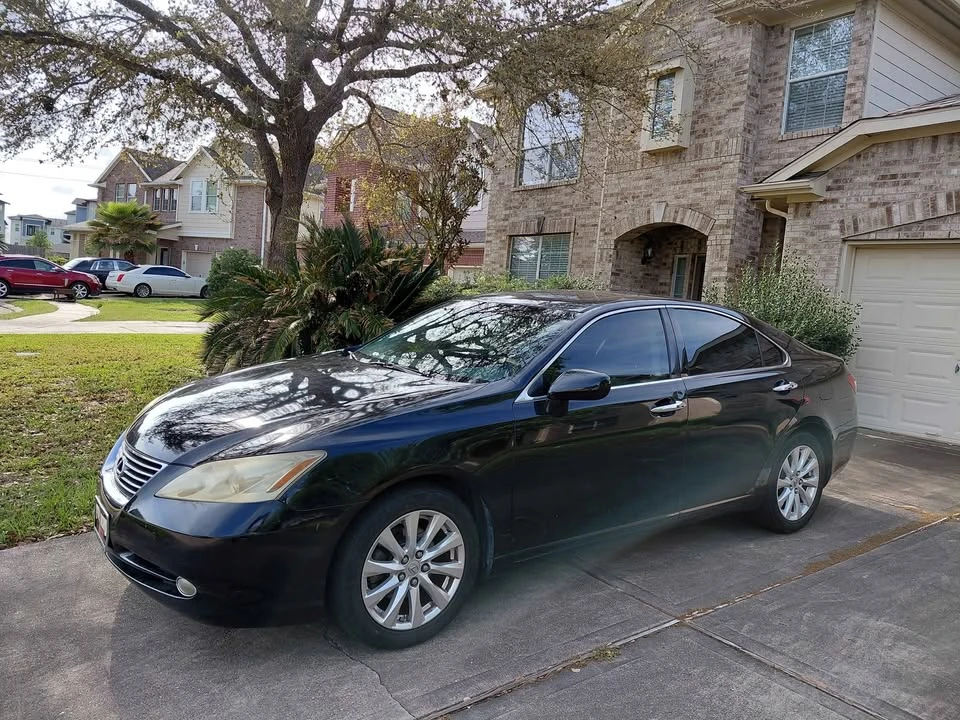 2009 Lexus ES 5th Gen - Image 5 of 20