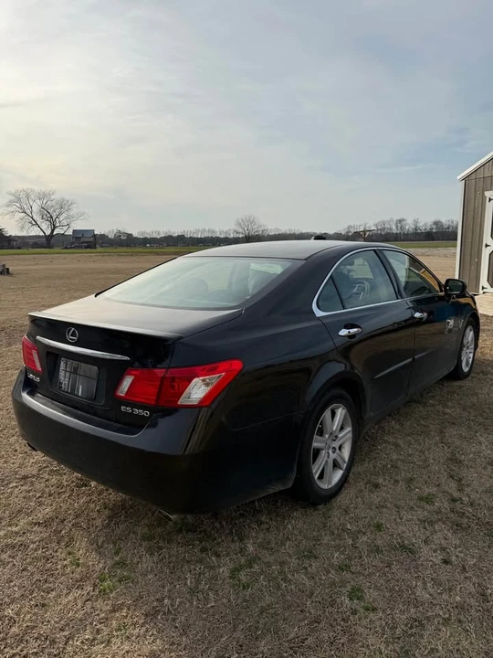 2009 Lexus ES 5th Gen - Image 5 of 12