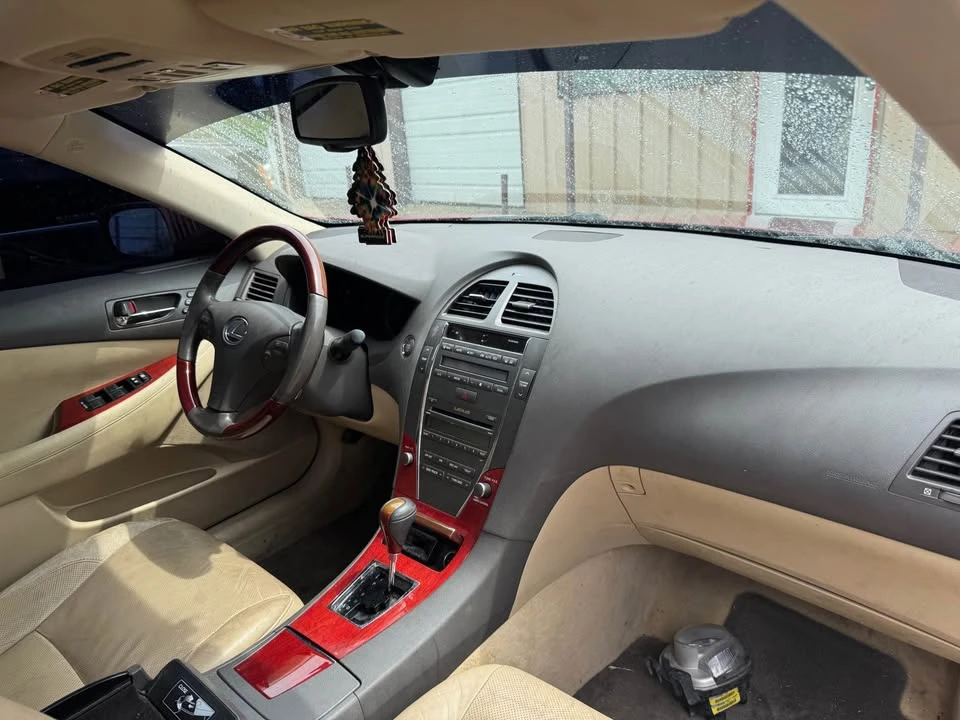 2009 Lexus ES 5th Gen - Image 8 of 14