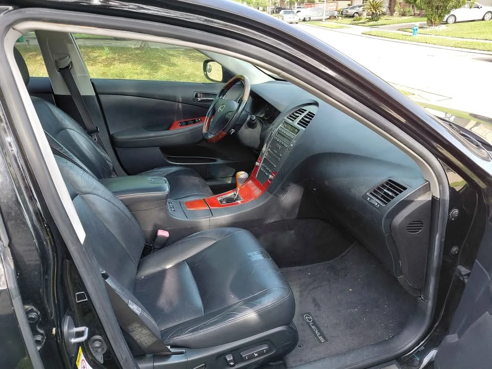 2009 Lexus ES 5th Gen - Image 12 of 20
