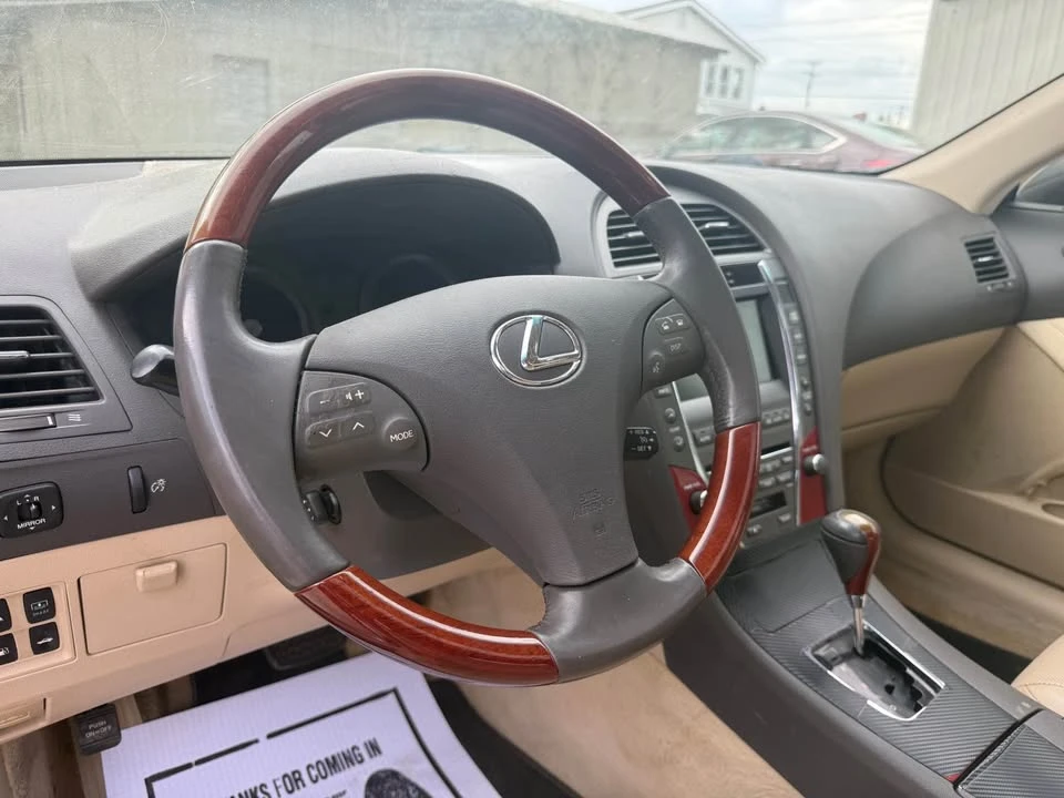 2009 Lexus ES 5th Gen - Image 11 of 20