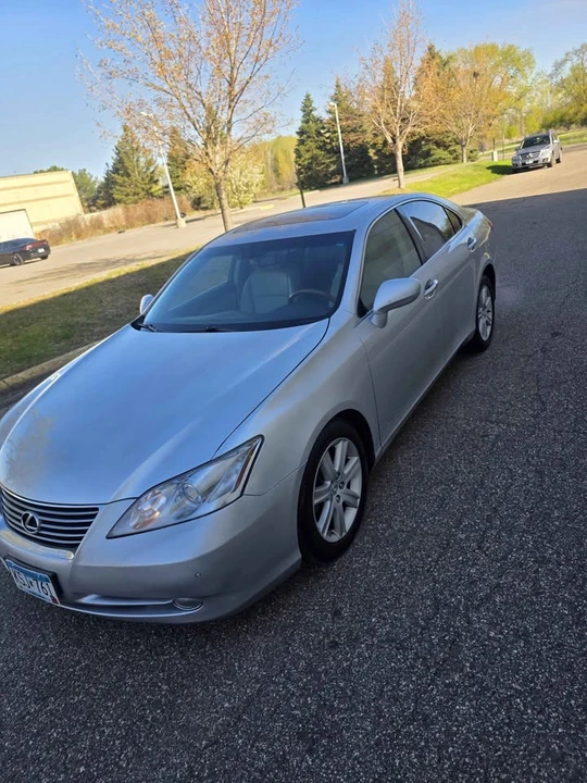 2009 Lexus ES 5th Gen - Image 4 of 18