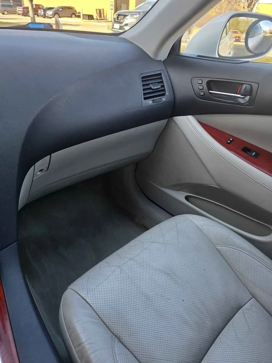 2009 Lexus ES 5th Gen - Image 15 of 18