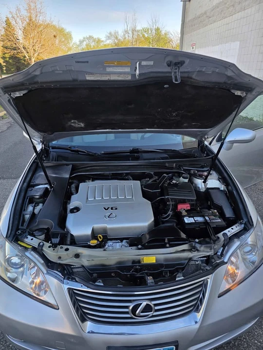 2009 Lexus ES 5th Gen - Image 10 of 18