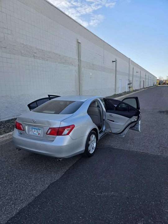 2009 Lexus ES 5th Gen - Image 6 of 18