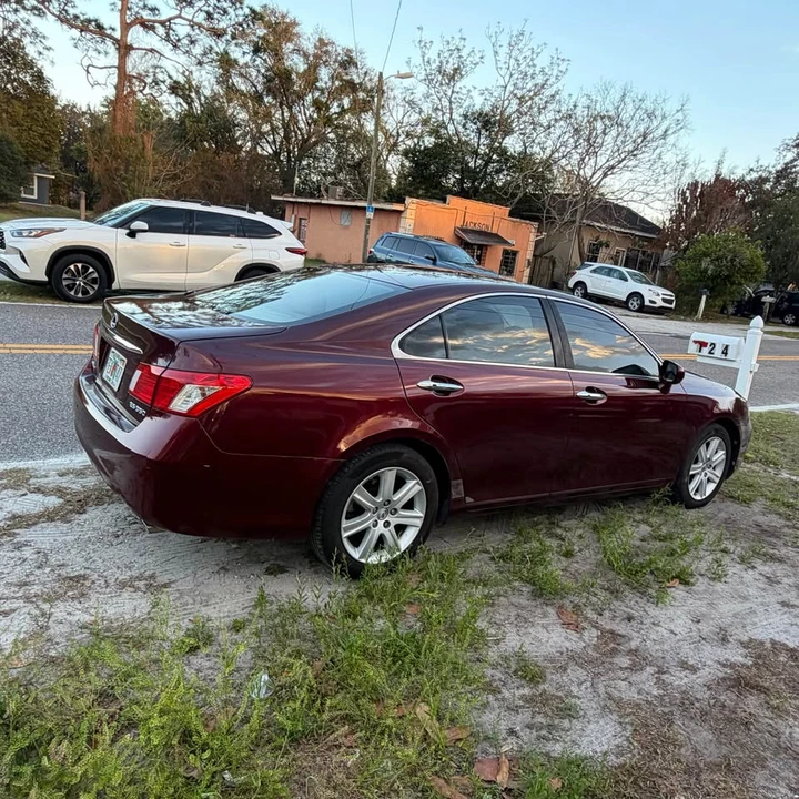 2009 Lexus ES 5th Gen - Image 3 of 7