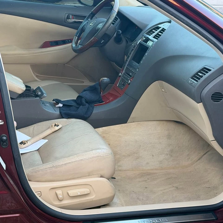 2009 Lexus ES 5th Gen - Image 5 of 7