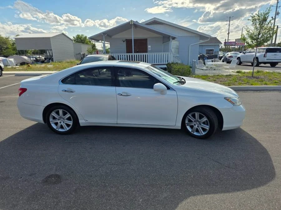 2009 Lexus ES 5th Gen - Image 4 of 11