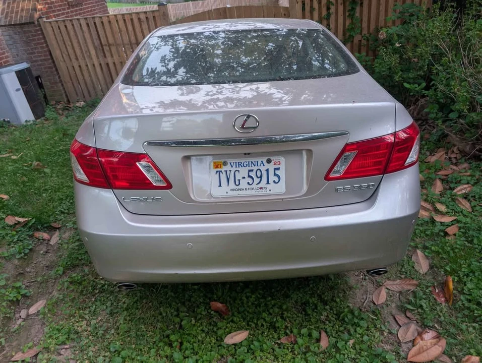 2009 Lexus ES 5th Gen - Image 2 of 14