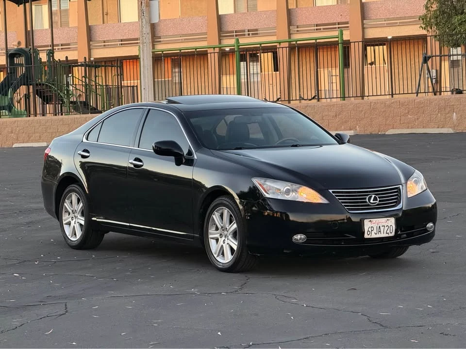 2009 Lexus ES 5th Gen - Image 5 of 13