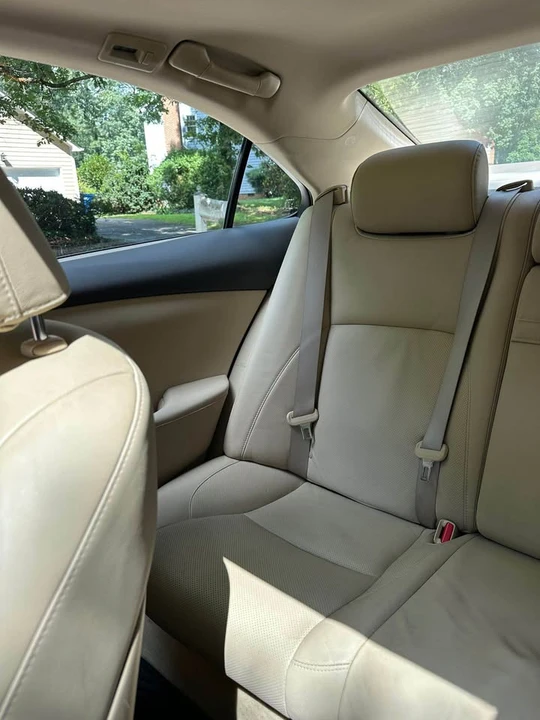 2009 Lexus ES 5th Gen - Image 7 of 9