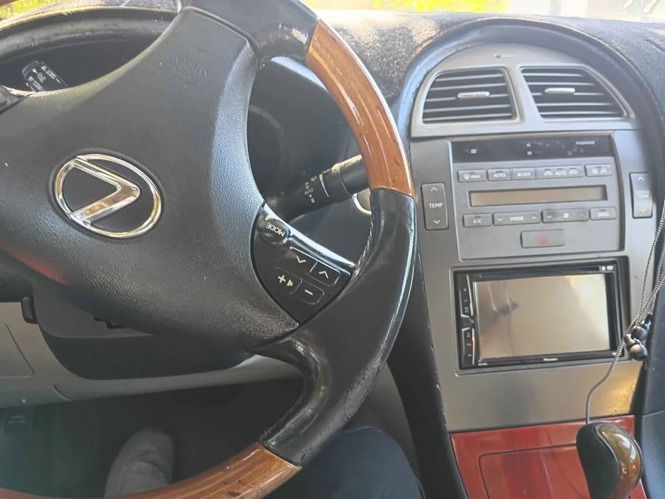 2009 Lexus ES 5th Gen - Image 6 of 14