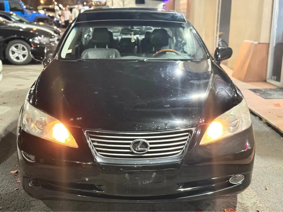 2009 Lexus ES 5th Gen - Image 3 of 15