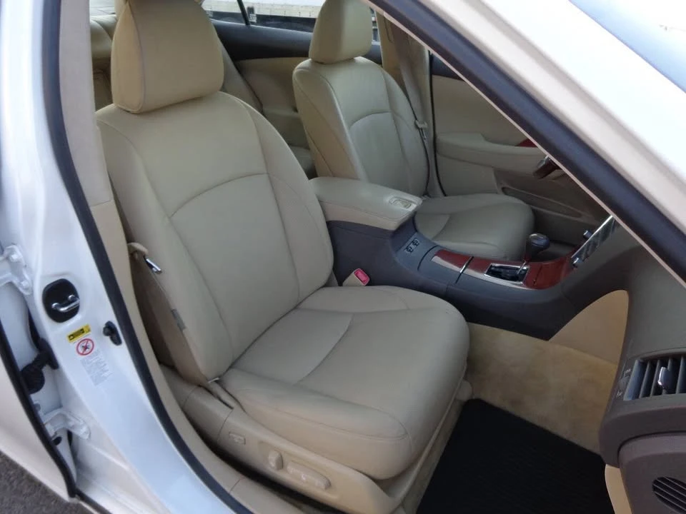 2009 Lexus ES 4th Gen - Image 12 of 20