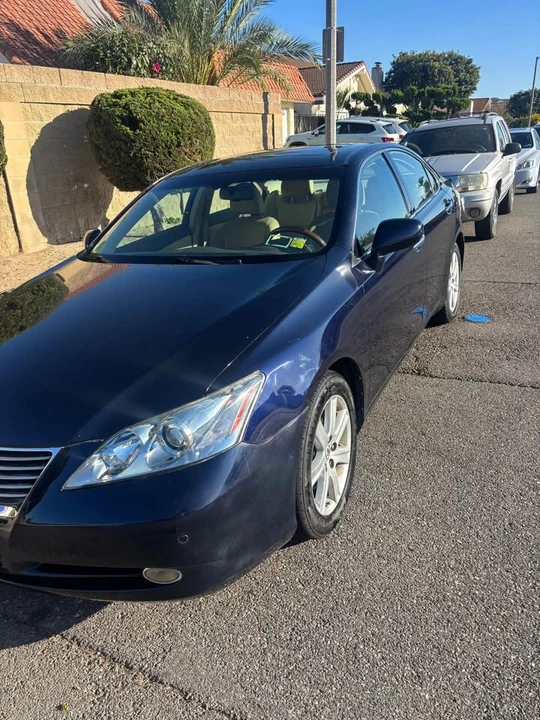 2009 Lexus ES 5th Gen - Image 2 of 8