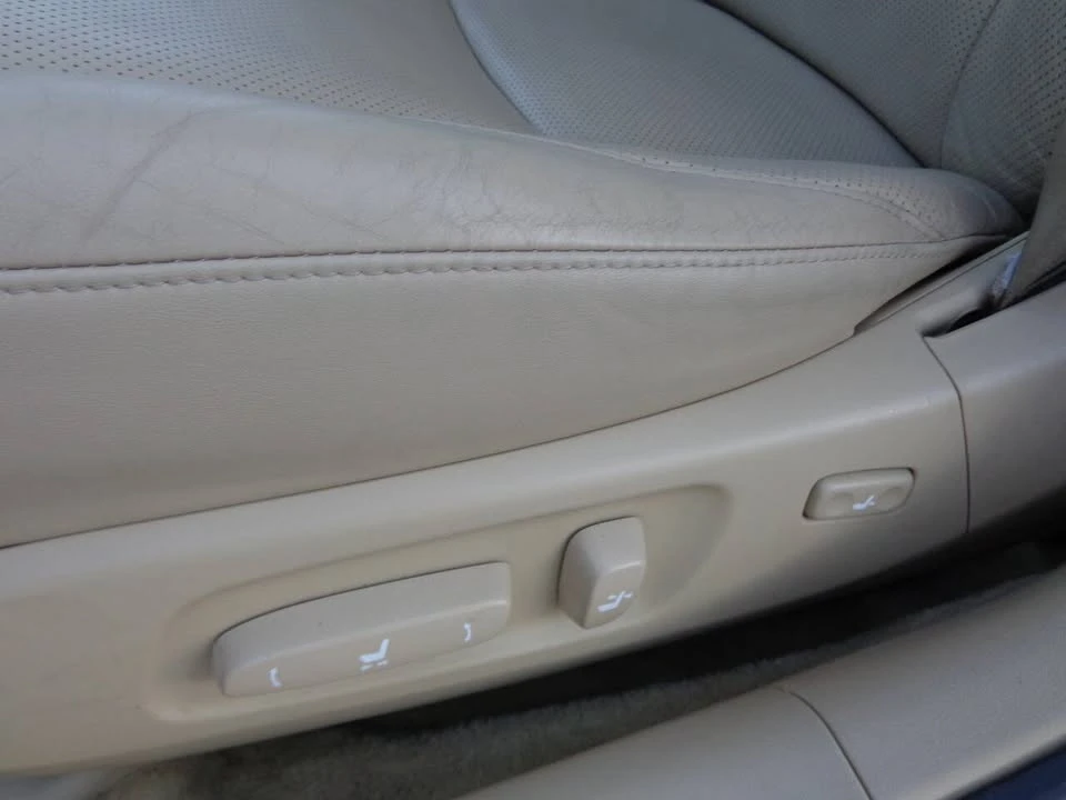 2009 Lexus ES 4th Gen - Image 8 of 20