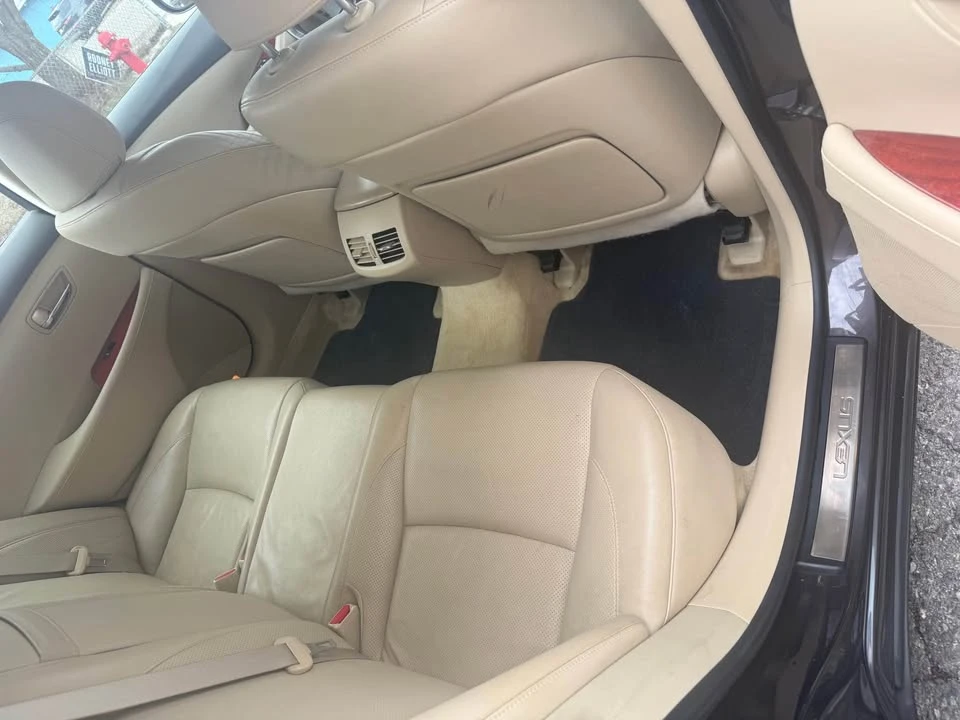 2009 Lexus ES 5th Gen - Image 3 of 11