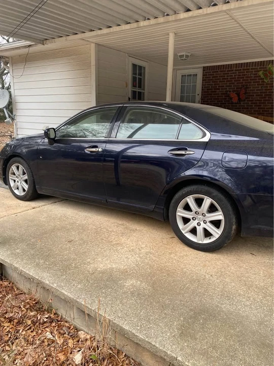 2009 Lexus ES 5th Gen - Image 2 of 4