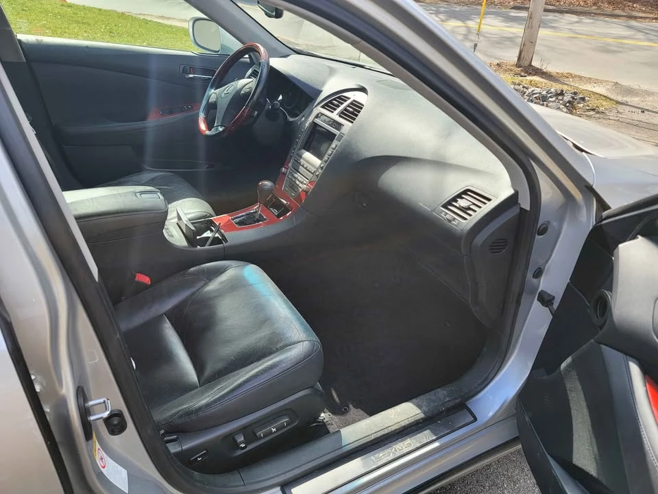 2009 Lexus ES 5th Gen - Image 10 of 10
