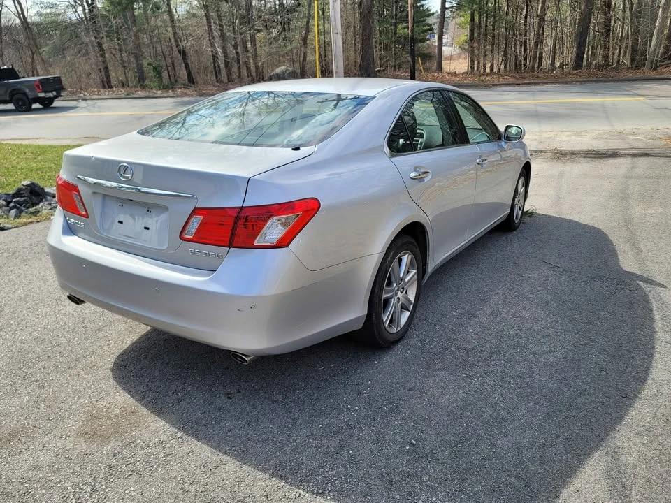 2009 Lexus ES 5th Gen - Image 8 of 10