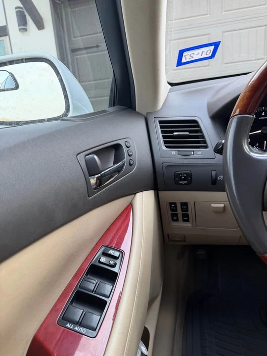 2009 Lexus ES 5th Gen - Image 11 of 17