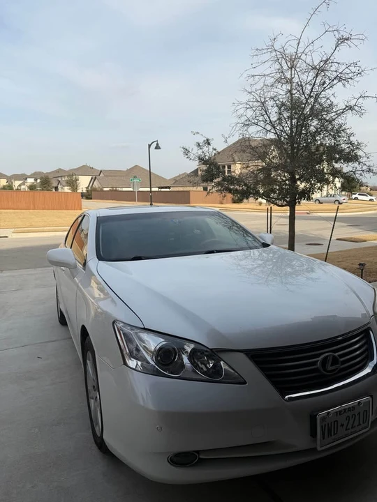 2009 Lexus ES 5th Gen - Image 3 of 17
