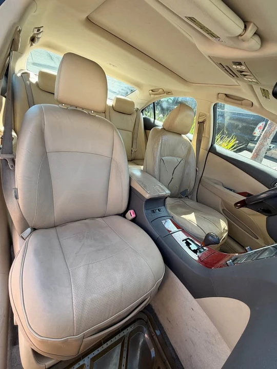2009 Lexus ES 5th Gen - Image 10 of 13