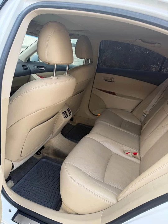 2009 Lexus ES 5th Gen - Image 13 of 17