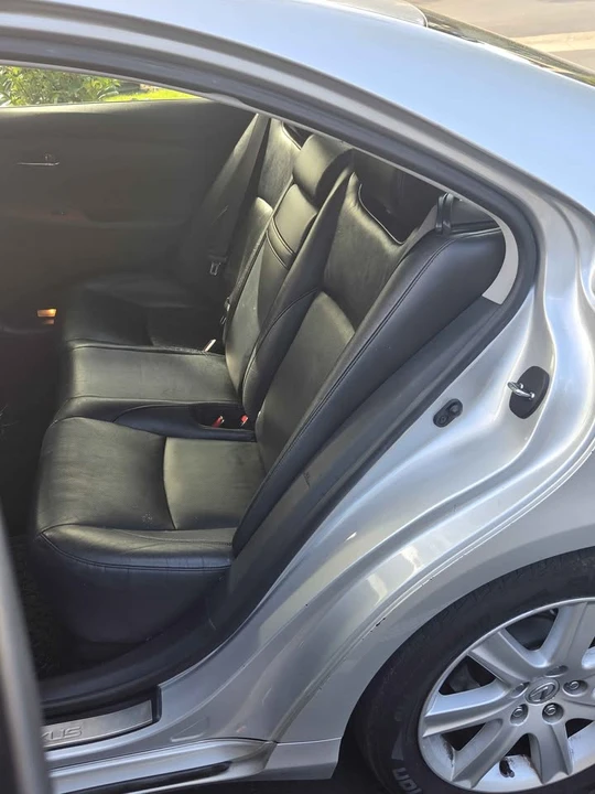 2009 Lexus ES 5th Gen - Image 10 of 20