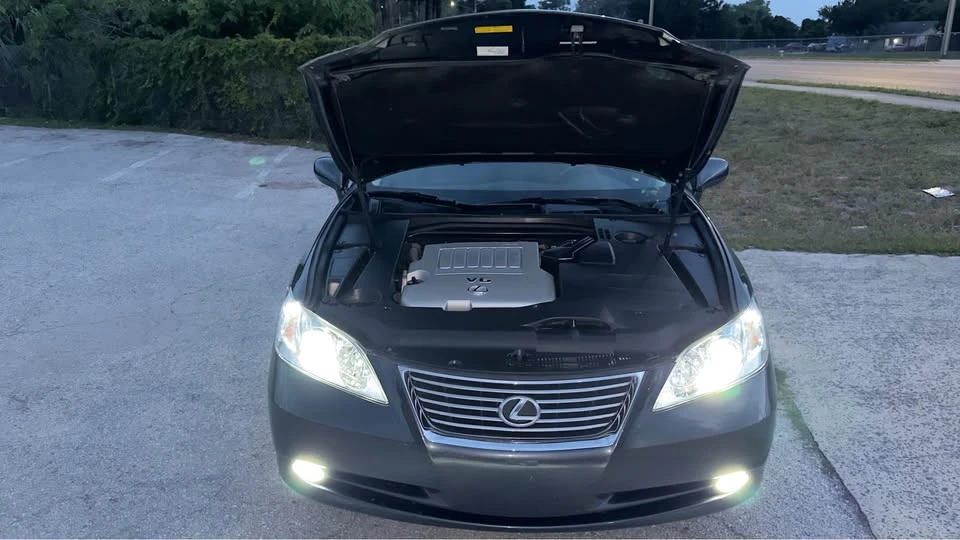 2009 Lexus ES 5th Gen - Image 16 of 20