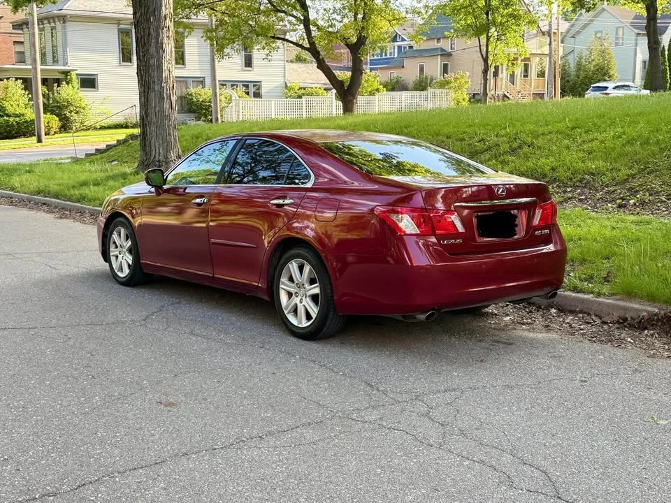 2009 Lexus ES 5th Gen - Image 9 of 13