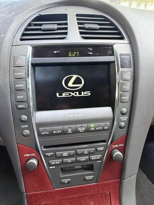 2009 Lexus ES 5th Gen - Image 12 of 13