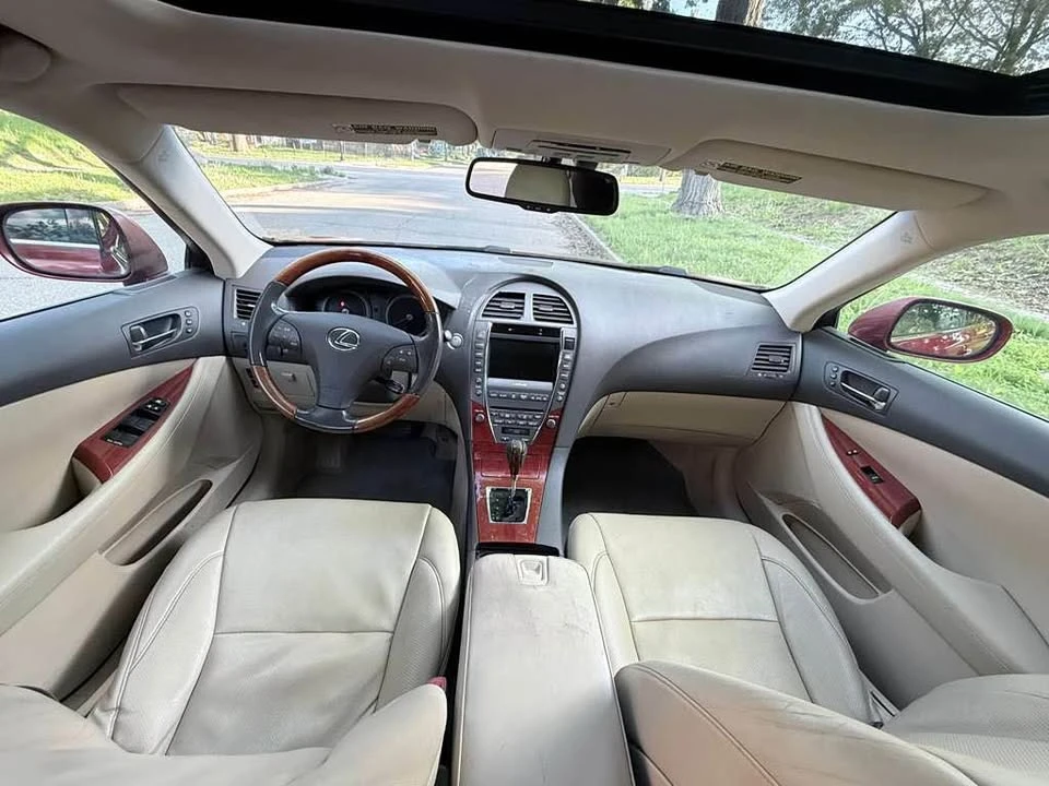 2009 Lexus ES 5th Gen - Image 4 of 13