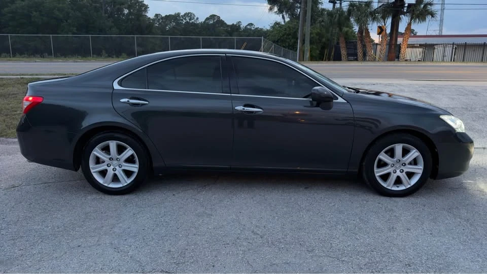 2009 Lexus ES 5th Gen - Image 6 of 20