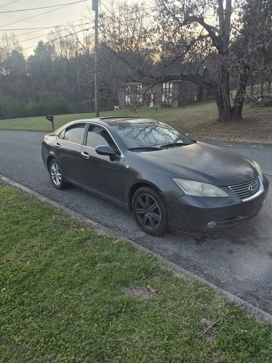 2009 Lexus ES 5th Gen - Image 2 of 3
