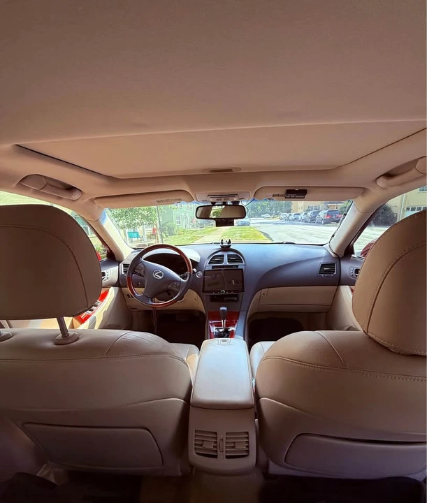 2009 Lexus ES 5th Gen - Image 9 of 11