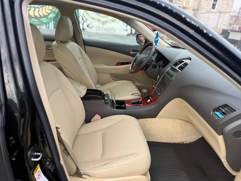 2009 Lexus ES 5th Gen - Image 7 of 11