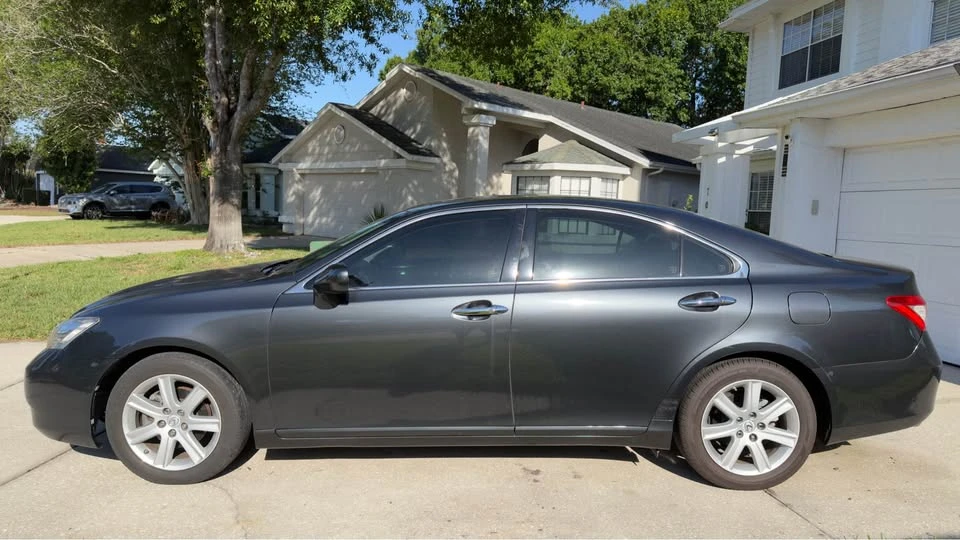 2009 Lexus ES 5th Gen - Image 3 of 20